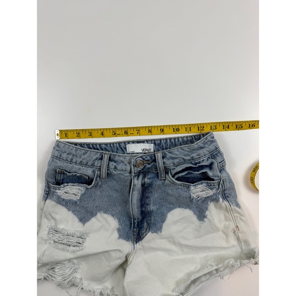 Vervet Distressed Denim Shorts Bleach Wash Ripped Raw Hem Casual Size S - Picture 4 of 7